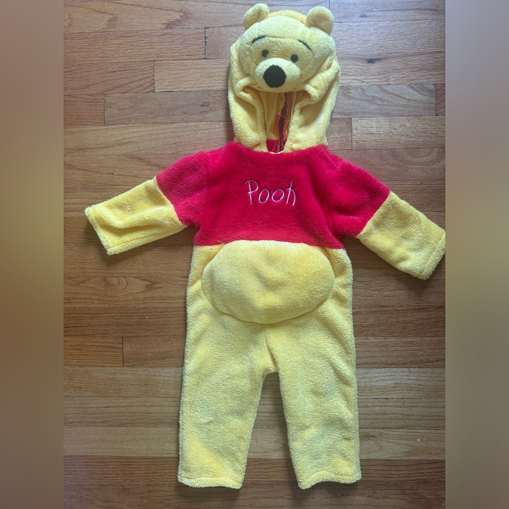 Winnie the Pooh costume 12-18 months